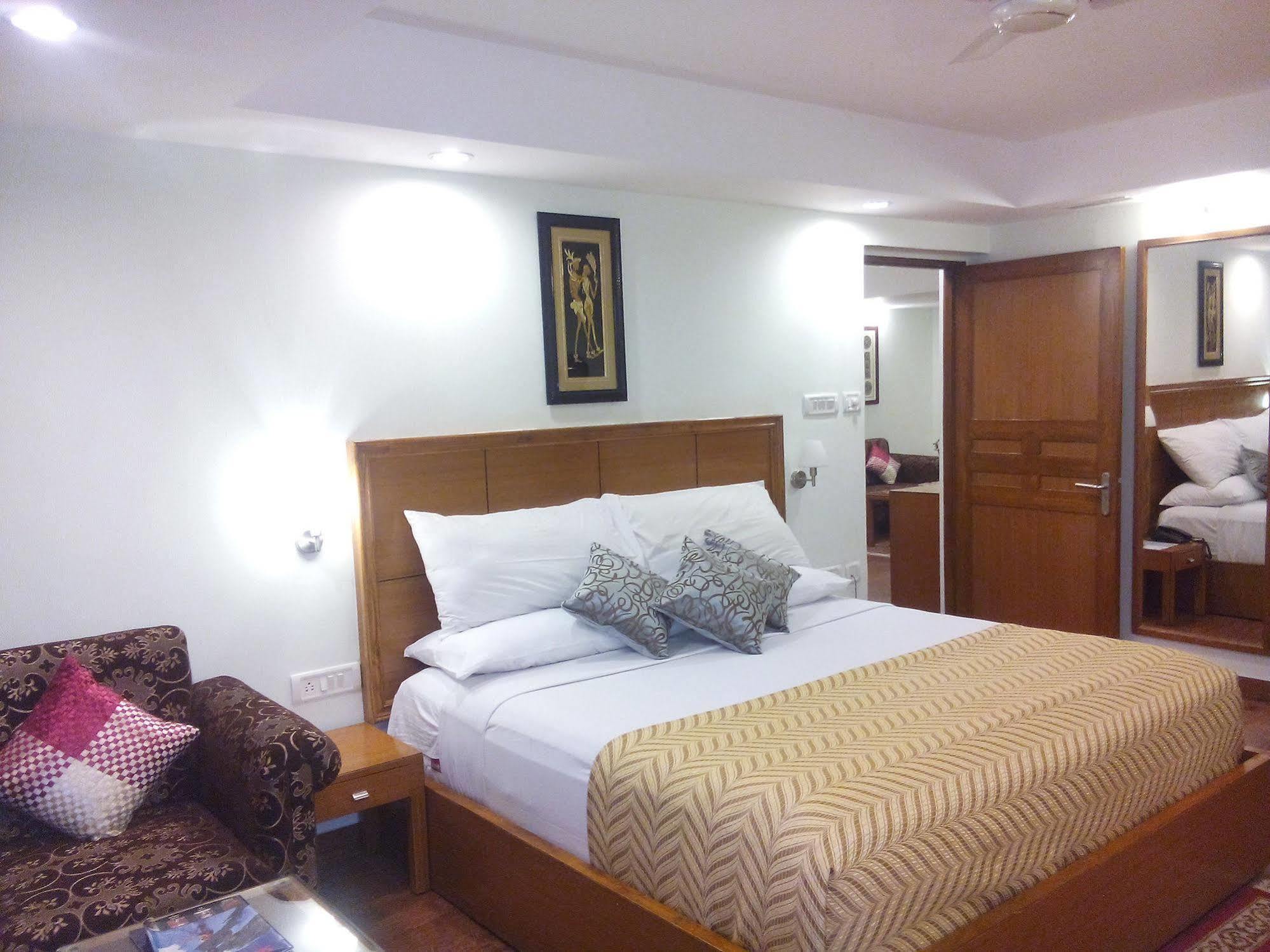 Hotel Kalinga Ashok Bhubaneswar Eksteriør billede